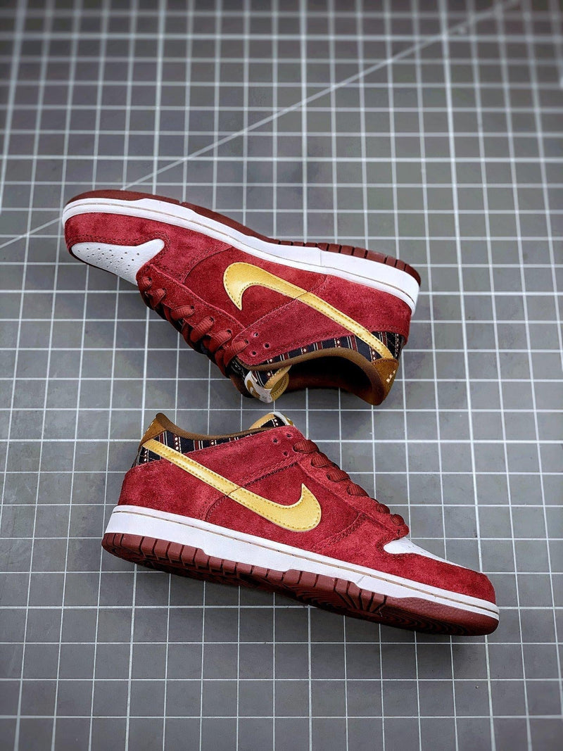 Tênis Nike SB Dunk Low "Anchorman"