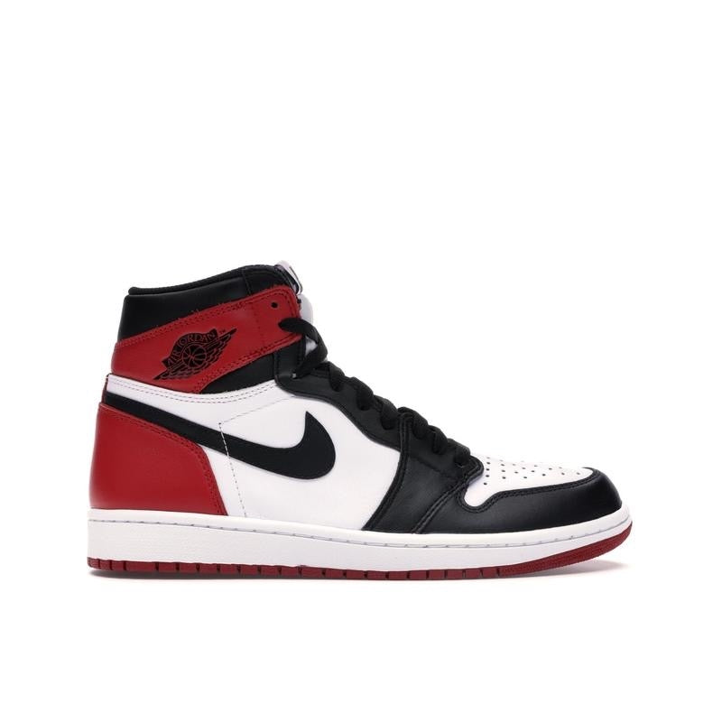 Tênis Nike Air Jordan 1 Retro Black Toe