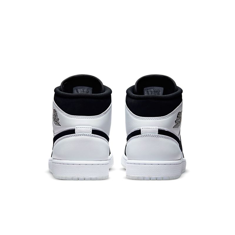 Tênis Nike Air Jordan 1 Mid Diamond Shorts (GS)