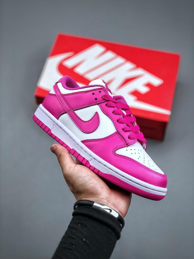 Tênis Nike SB Dunk Low "GS Active Fuchsia"