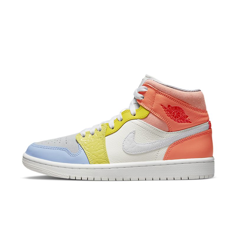 Tênis Nike Air Jordan 1 Mid To My First Coach