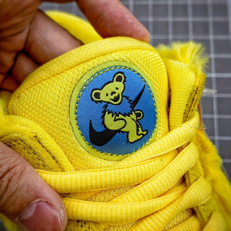 Tênis Nike SB Dunk Low 'Three Bear Packs' Yellow