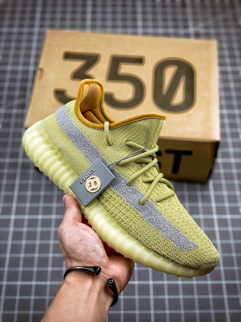 Tênis Adidas Yeezy Boost 350 V2 Marsh