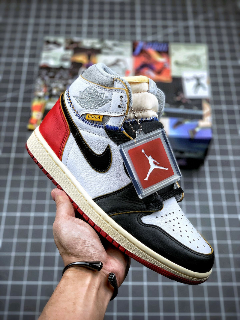 Tênis Nike Air Jordan 1 High "Union Los Angeles Black Toe"