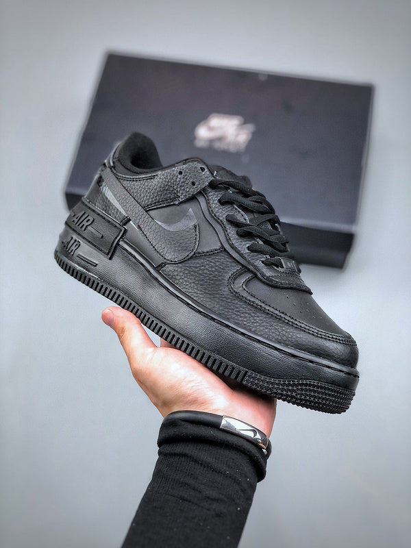 Tênis Nike Air Force 1 Low Shadow Triple