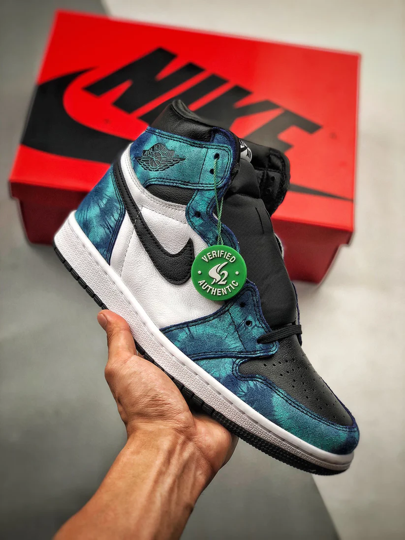 Tênis Nike Air Jordan 1 High "Tie Dye"