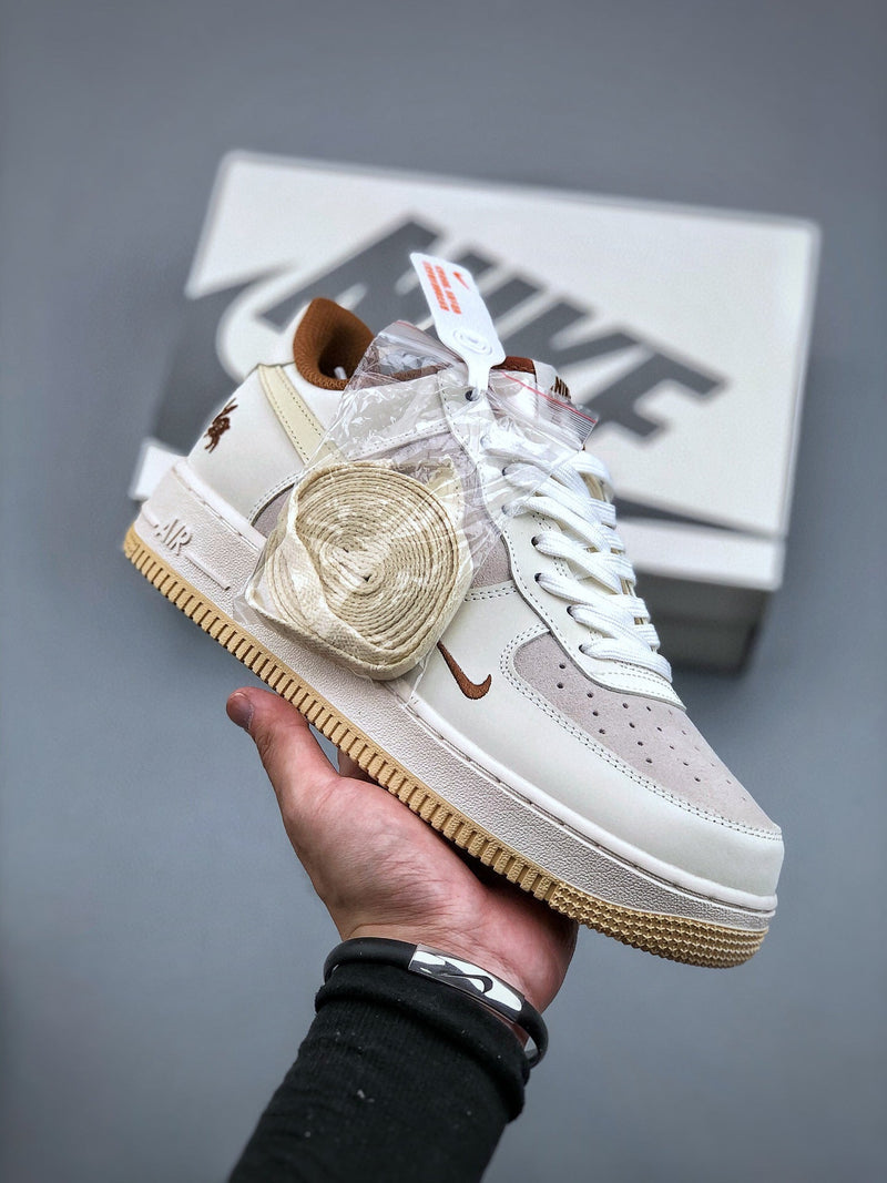 Tênis Nike Air Force 1 Low '07 Lv8