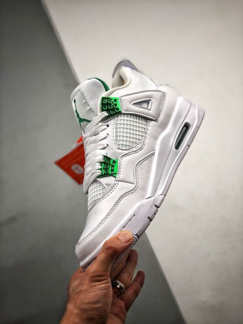 Tênis Nike Air Jordan 4 "Green Metallic"