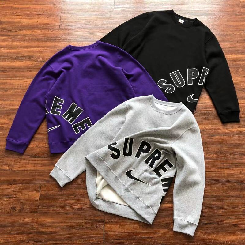 Moletom Supreme Nike Arc Crewneck