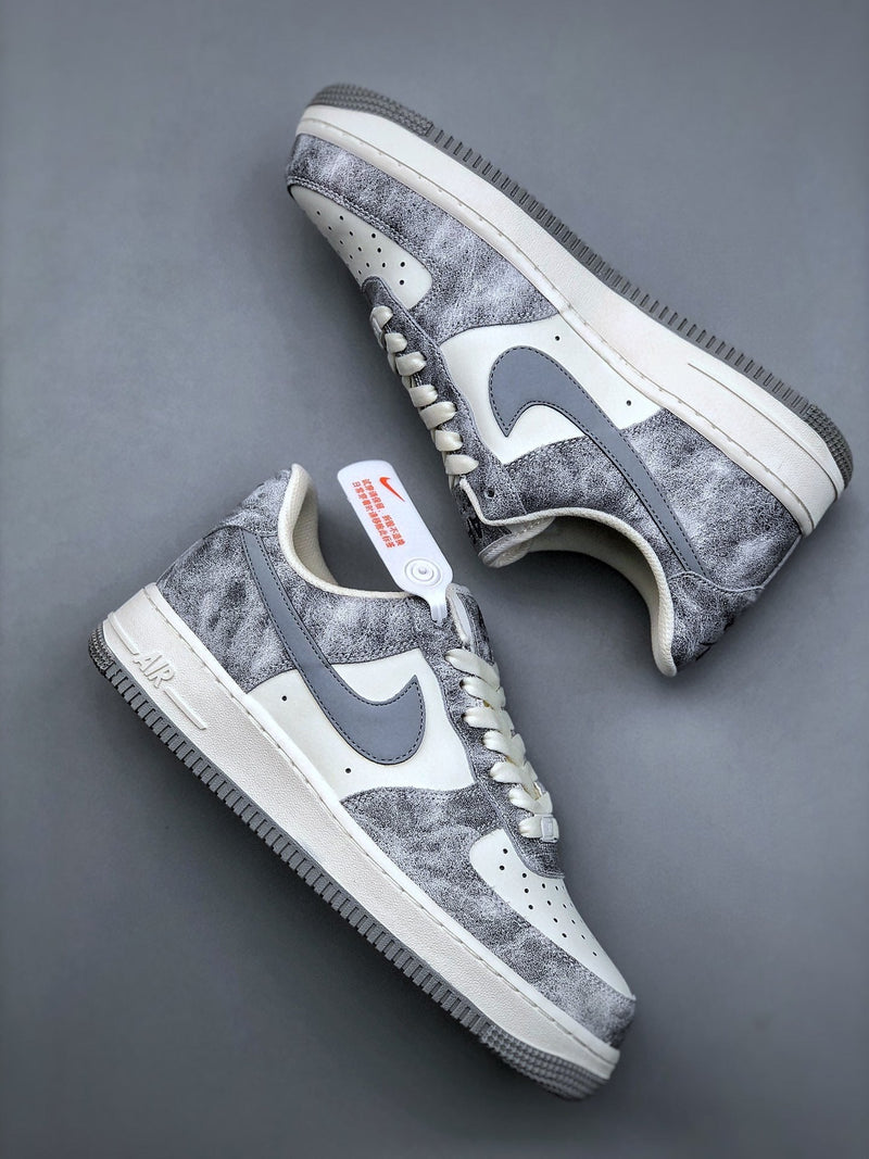 Tênis Nike Air Force 1 Low Rock