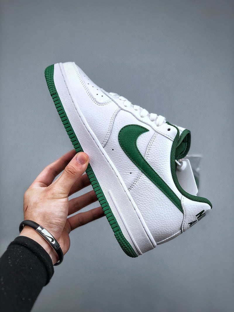 Tênis Nike Air Force 1 Low 40th