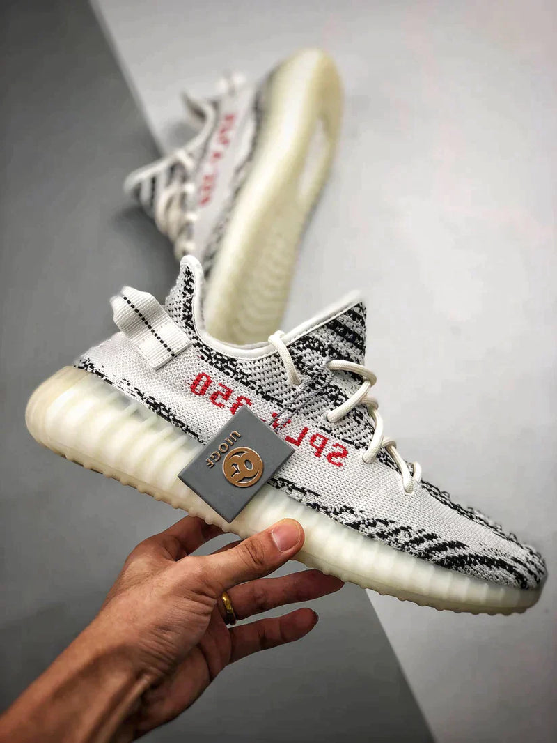 Tênis Adidas Yeezy 350 Boost V2 V2 Zebra