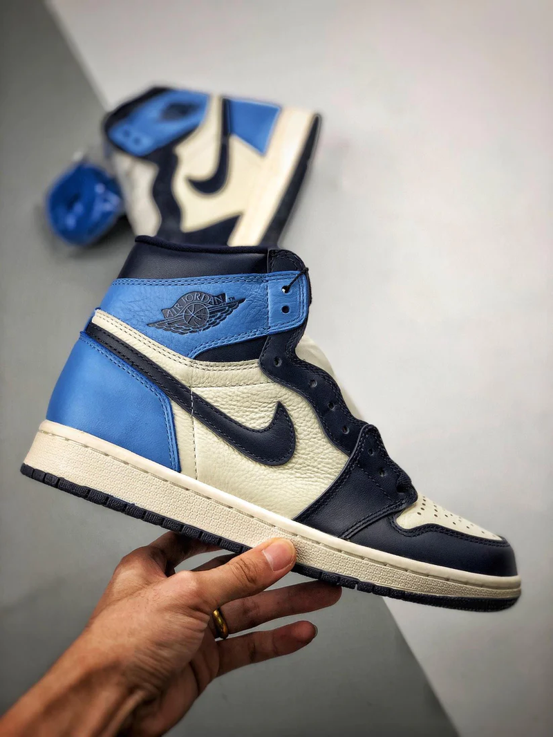 Tênis Nike Air Jordan 1 Retro High "Obsidian UNC"