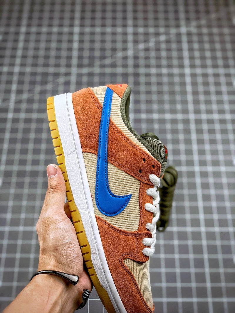 Tênis Nike SB Dunk Low "Corduroy Dusty"