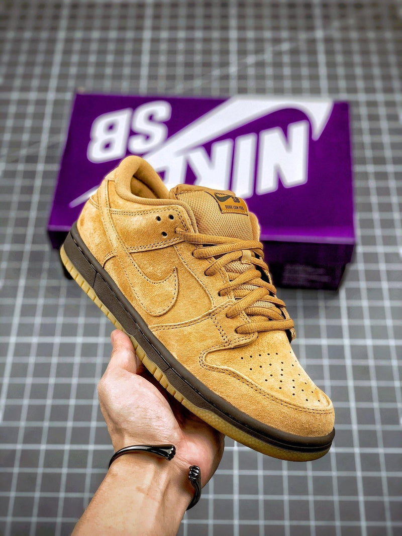 Tênis Nike SB Dunk Low "Wheat Mocha"