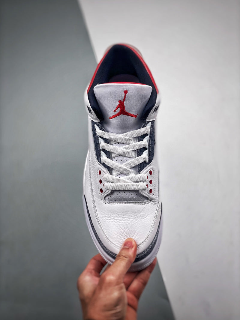 Tênis Nike Air Jordan 3 Retro SE "Denim Fire Red"