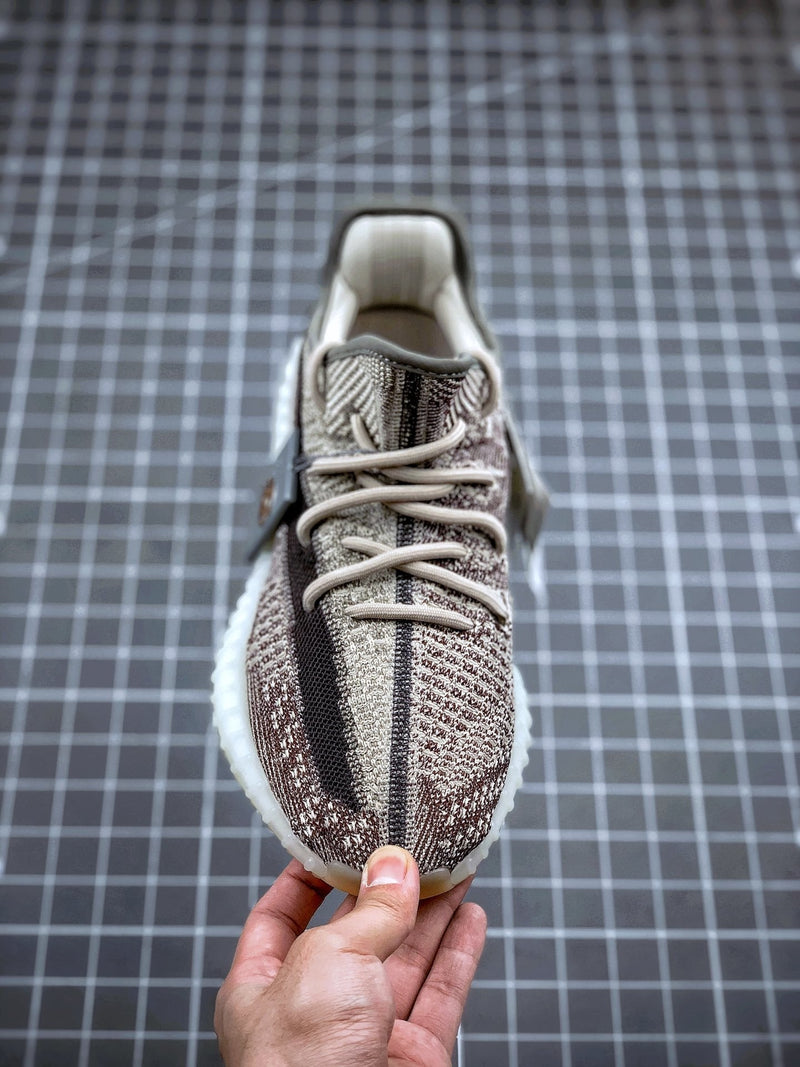 Tênis Adidas Yeezy Boost 350 V2 Zyon