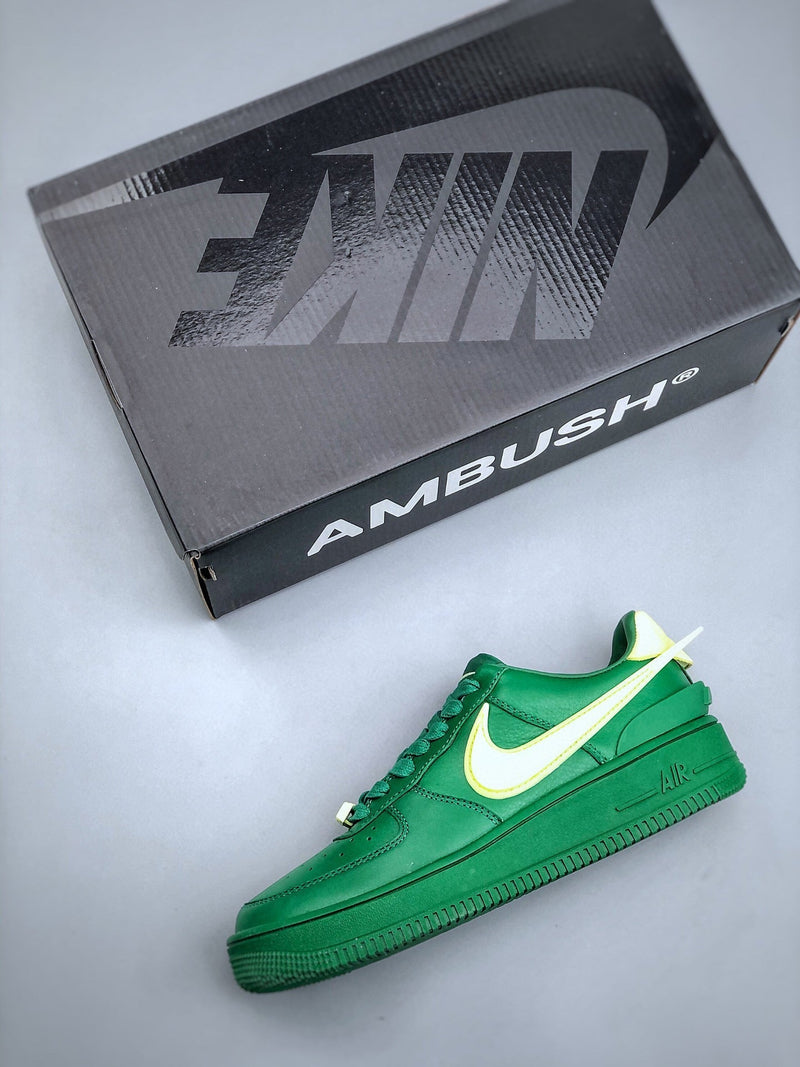 Tênis Nike Air Force 1 Low x Ambush