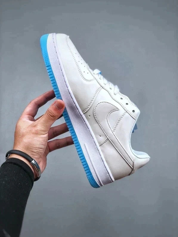 Tênis Nike Air Force 1 Low LX UV Reactive