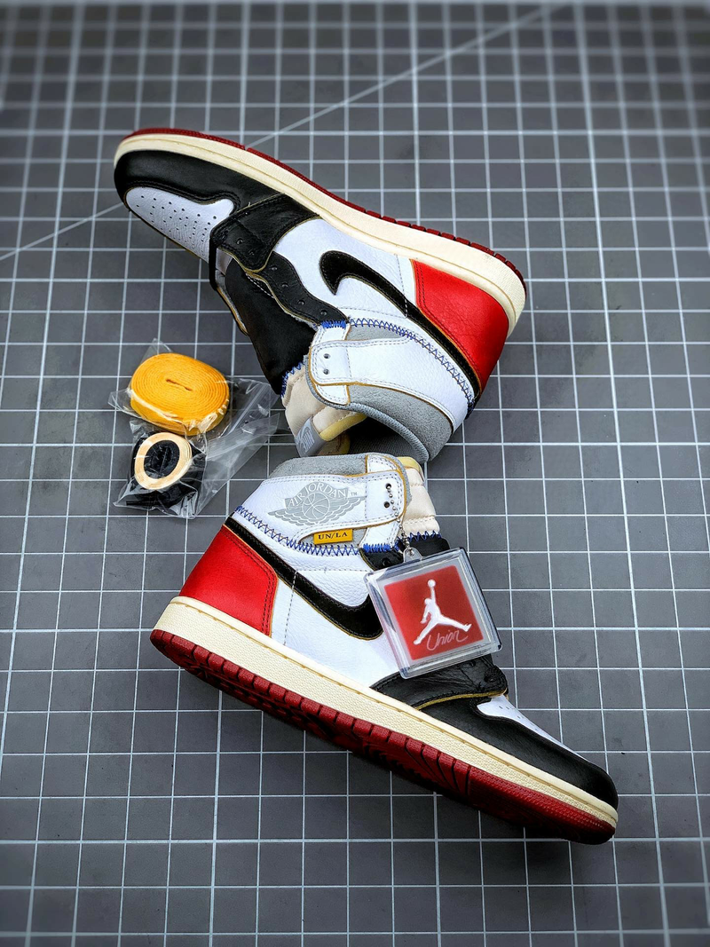 Tênis Nike Air Jordan 1 High "Union Los Angeles Black Toe"