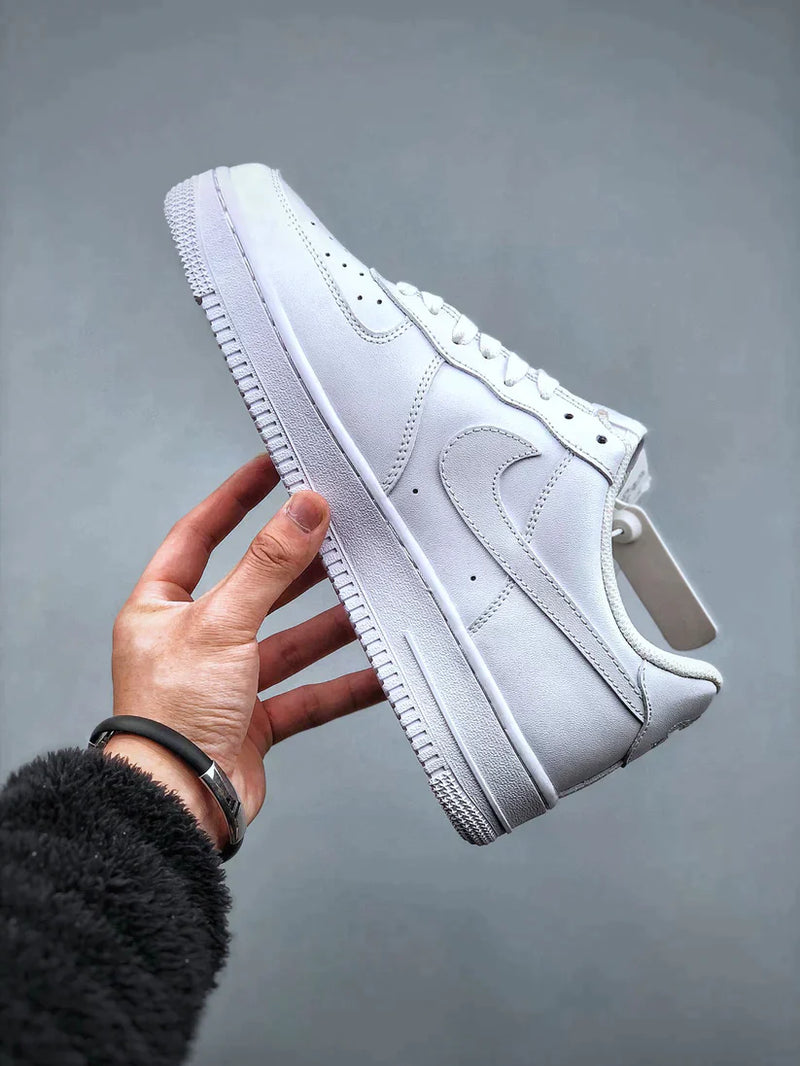 Tênis Nike Air Force 1 Low "White"