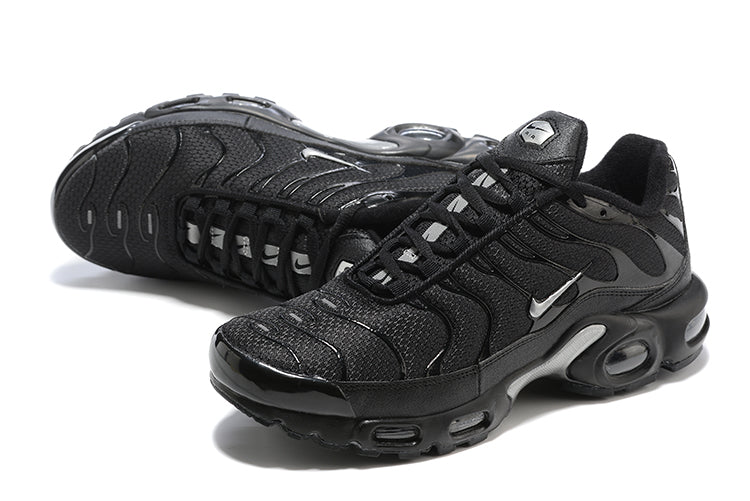 Tênis Nike Air Max Plus Tn "Triple Black"