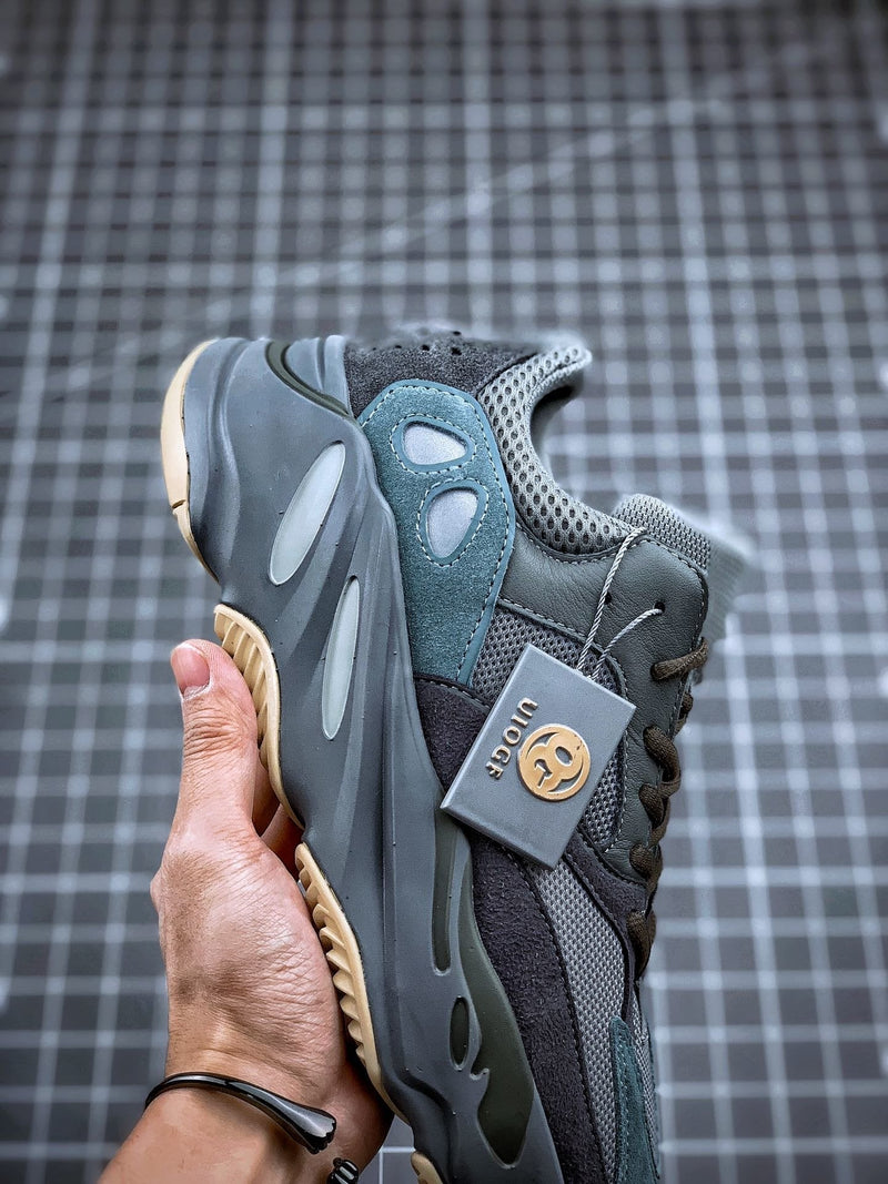 Tênis Adidas Yeezy Boost 700 Teal Blue