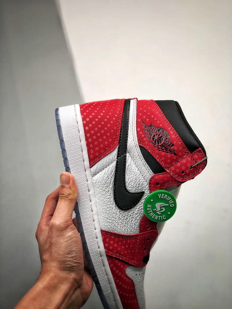 Tênis Nike Air Jordan 1 High Spider-Man Origin Story