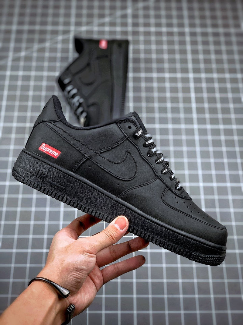 Tênis Nike Air Force 1 Low x Supreme Box Logo Black