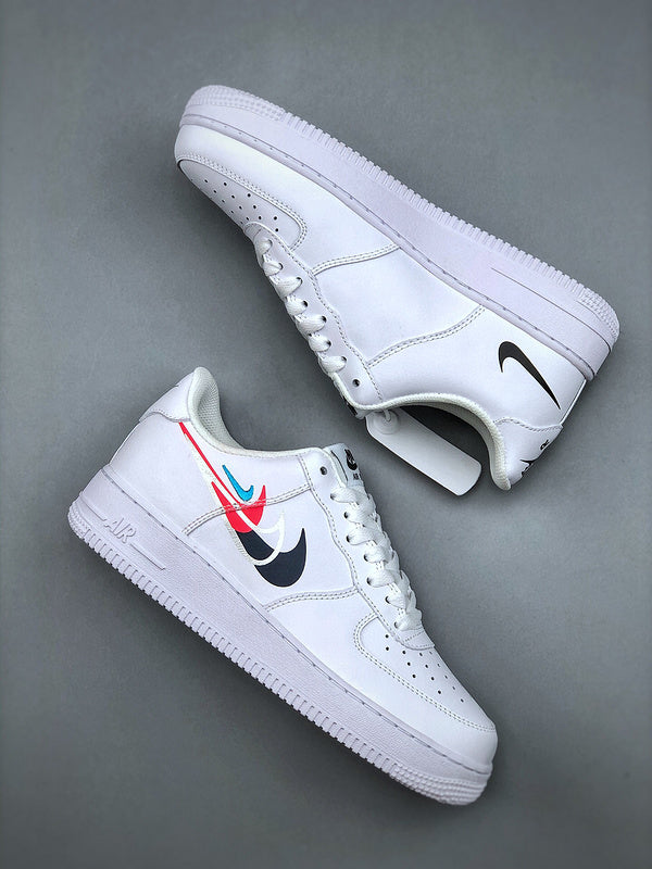 Tênis Nike Air Force 1 Low Swoosh