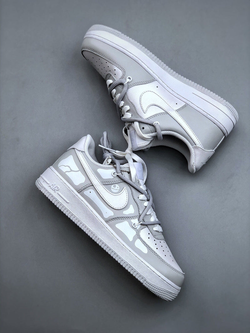 Tênis Nike Air Force 1 Low Halloween Skeleton