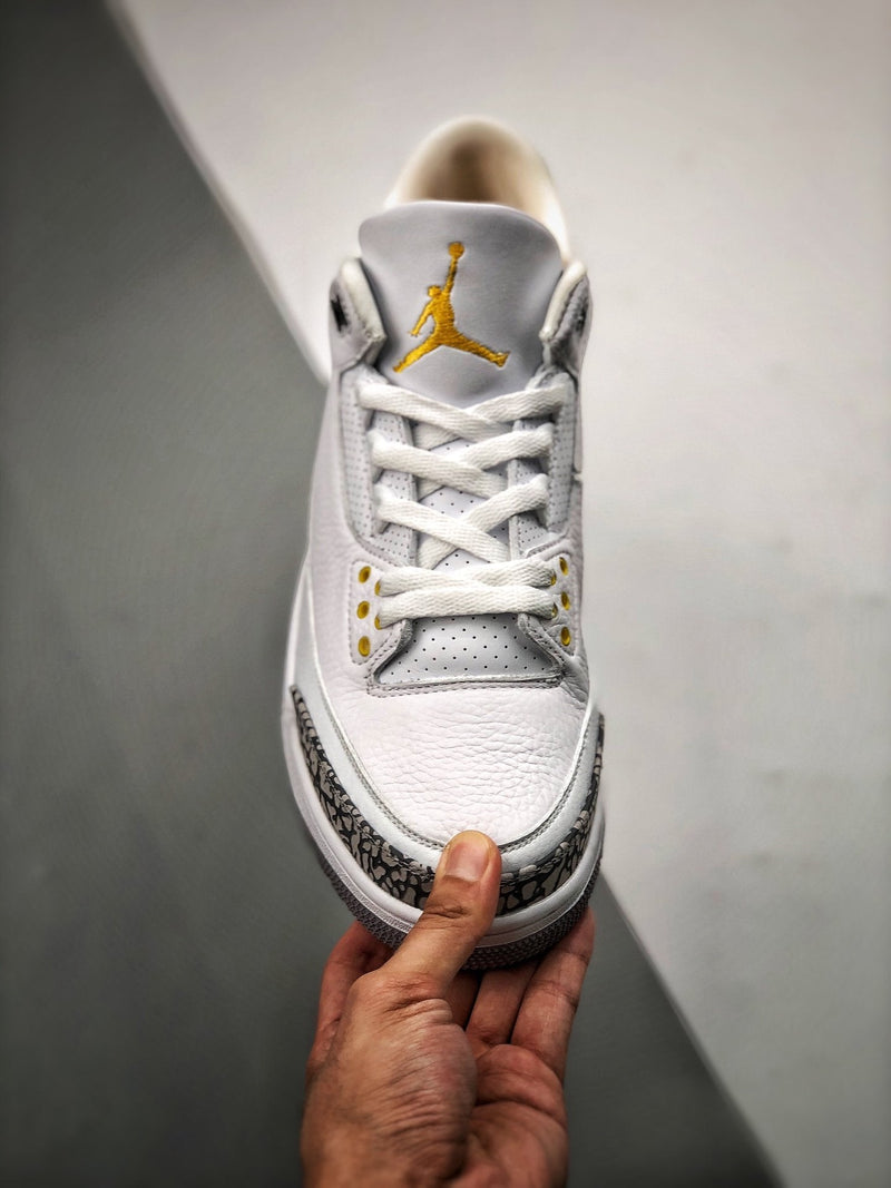 Tênis Nike Air Jordan 3 Retro "Laser Orange"