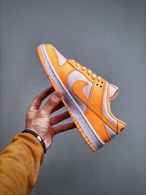 Tênis Nike SB Dunk Low "Peach Ceam"