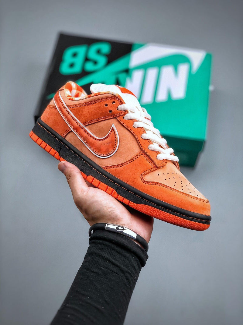 Tênis Nike SB Dunk Low Retro "Orange Lobster""