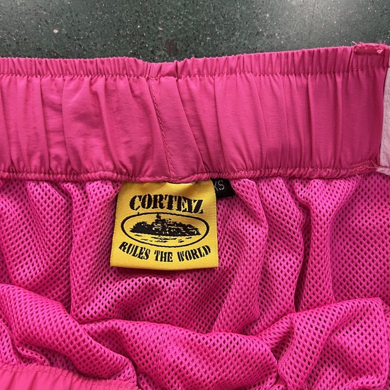 Corteiz Spring Shorts Pink