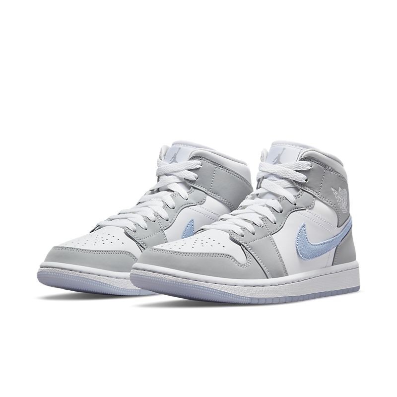 Tênis Nike AIr Jordan 1 Mid Wolf Grey Aluminum