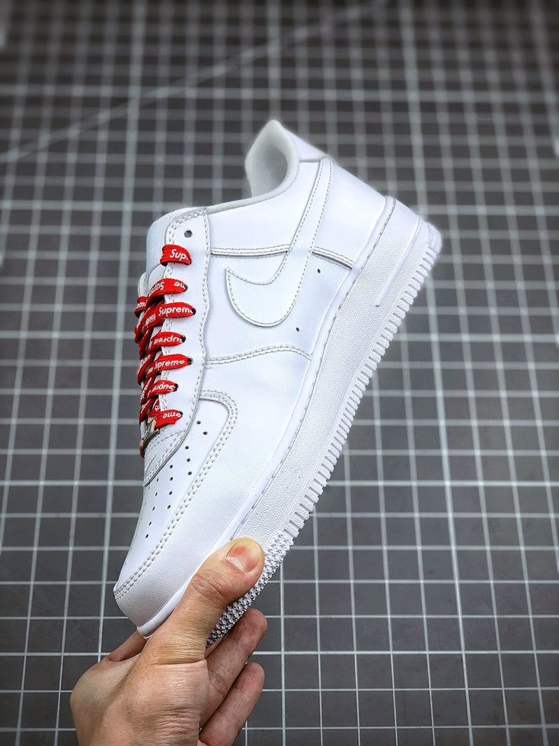 Tênis Nike Air Force 1 Low x Supreme Box Logo White