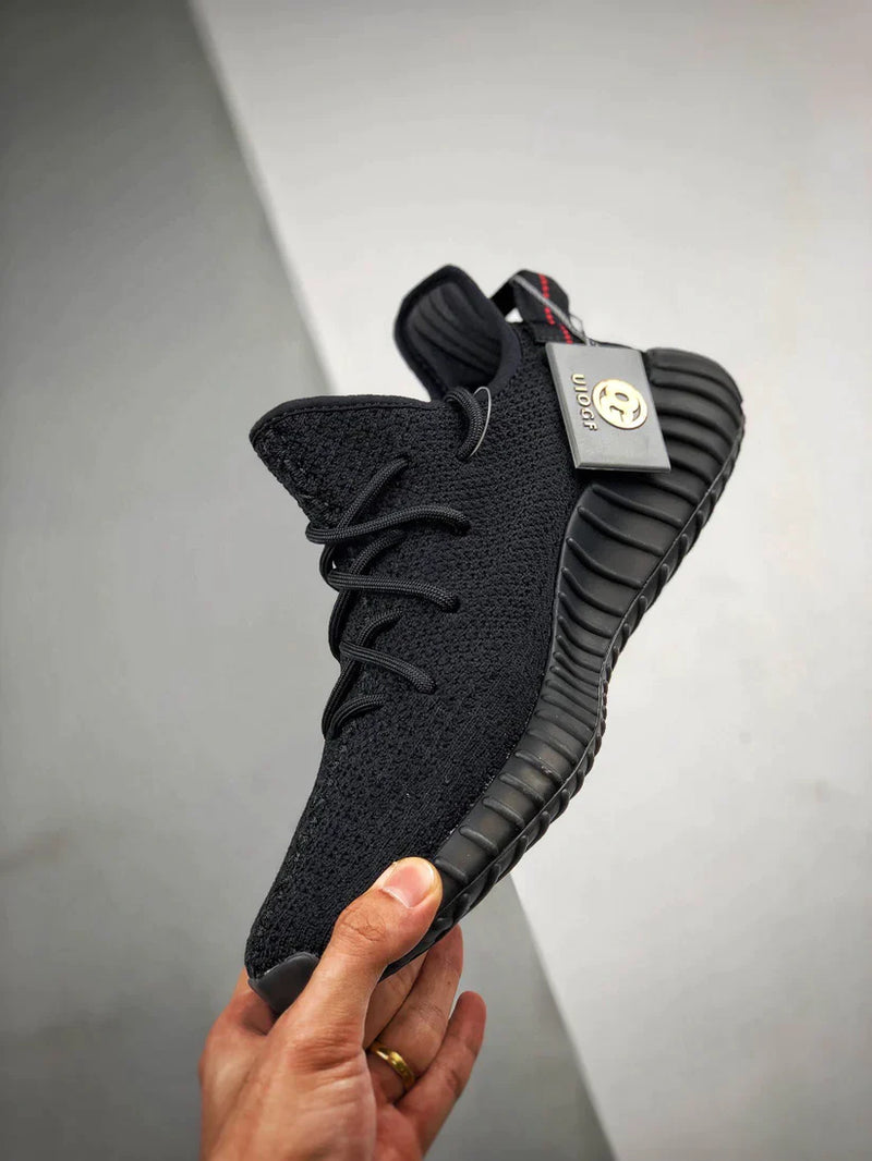 Tênis Adidas Yeezy 350 Boost V2 Bred