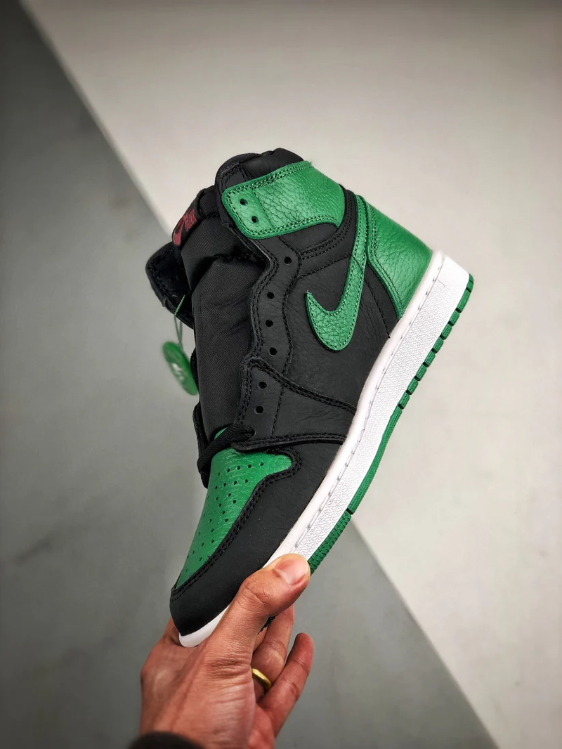 Tênis Nike Air Jordan 1 High Pine Green Black