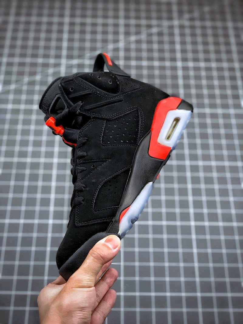 Tênis Nike Air Jordan 6 Retro Black Infrared (2019)