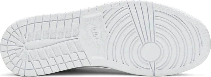 Tênis Nike Air Jordan 1 Low 'Triple White'