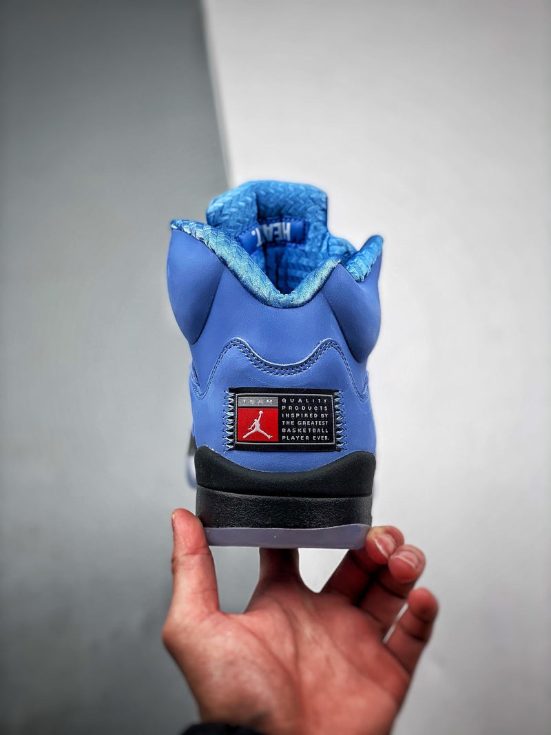 Tênis Nike Air Jordan 5 "Retro SE UNC"