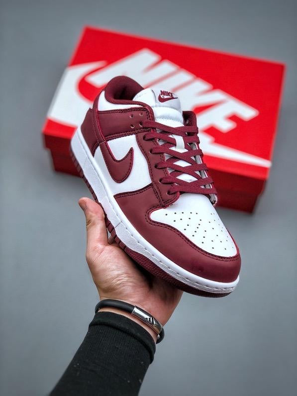 Tênis Nike SB Dunk Low "Wine Red"