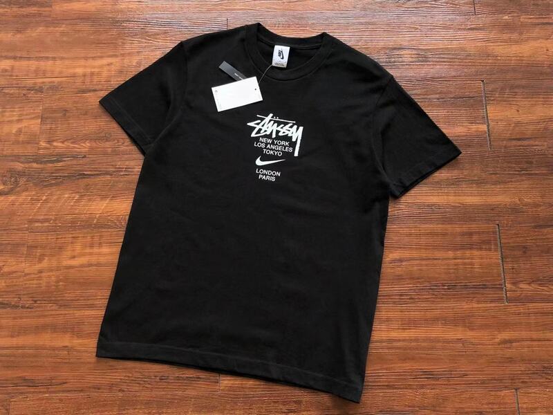 Camiseta Nike x Stussy