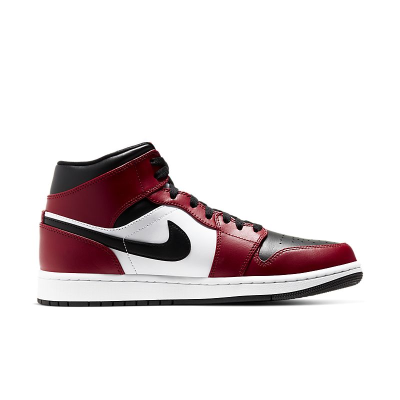 Tênis Nike Air Jordan 1 Mid Chicago Black Toe