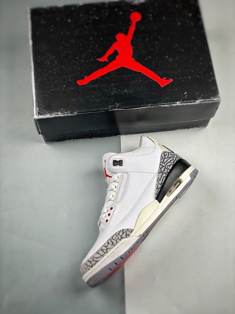 Tênis Nike Air Jordan 3 White Cement Reimagined"