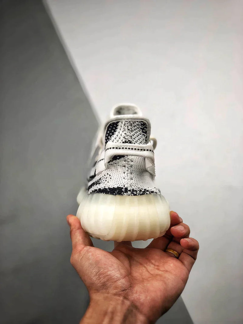 Tênis Adidas Yeezy 350 Boost V2 V2 Zebra