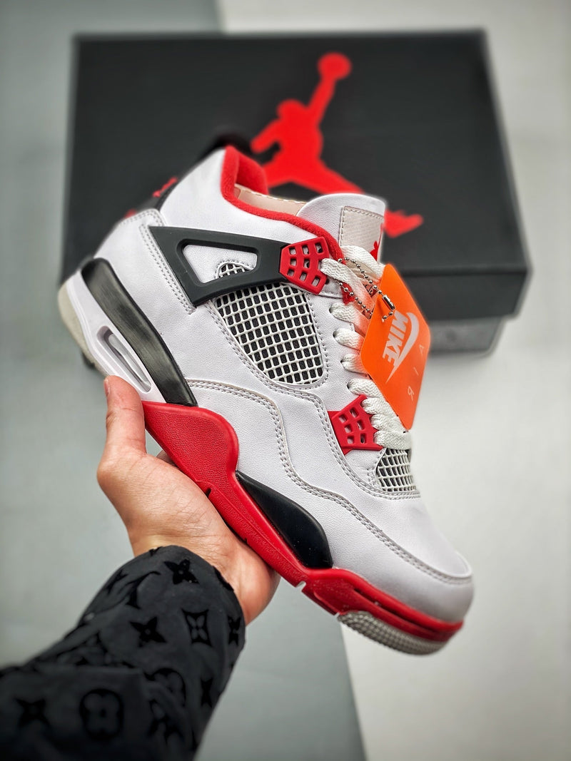 Tênis Nike Air Jordan 4 Retro "Fire Red"