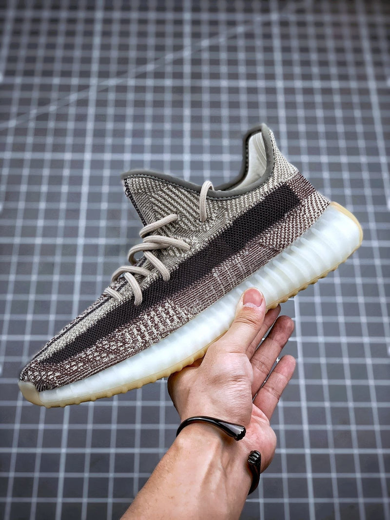 Tênis Adidas Yeezy Boost 350 V2 Zyon