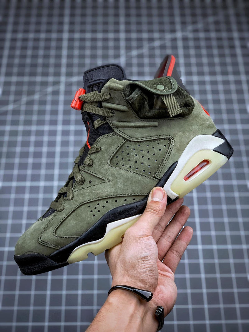 Tênis Nike Air Jordan 6 Retro Travis Scott